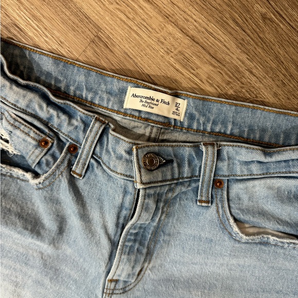 Abercrombie jeans - Picture 3 of 3